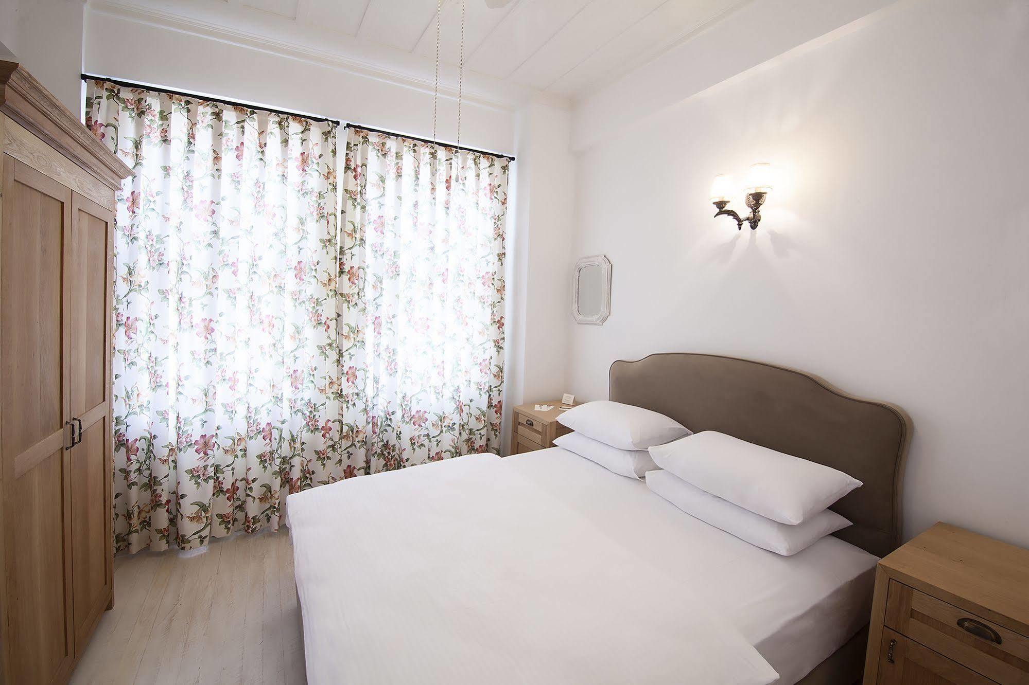 Quarante Hotel - Adult Only Bozcaada Island Esterno foto
